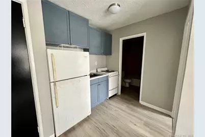 85 Union Avenue #A4, Bridgeport, CT 06607 - Photo 5