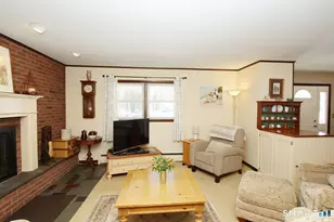 7 Old Forge Rd, North Haven, CT 06473 - Photo 9