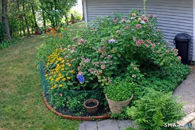 7 Old Forge Road, North Haven, CT 06473 - Photo 37