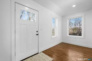 553 Birdseye St, Stratford, CT 06615 - Photo 5