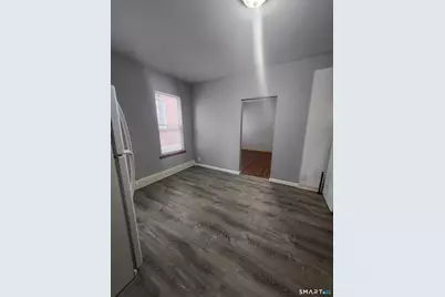 31 Whitmore Street, Hartford, CT 06114 - Photo 9