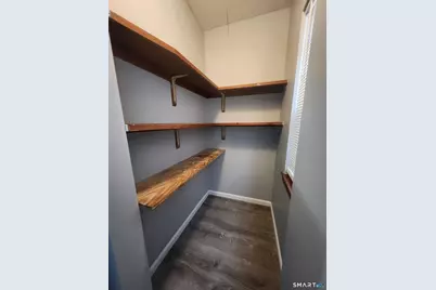 31 Whitmore Street, Hartford, CT 06114 - Photo 5