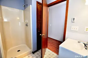 16 Tuscarora Pl, Bristol, CT 06010 - Photo 17