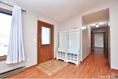 16 Tuscarora Place, Bristol, CT 06010 - Photo 3