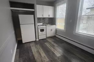 22-24 Brown St, Hartford, CT 06114 - Photo 3