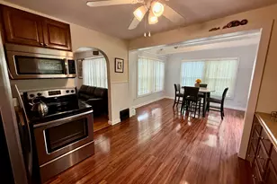 3 Willow St, Seymour, CT 06483 - Photo 9