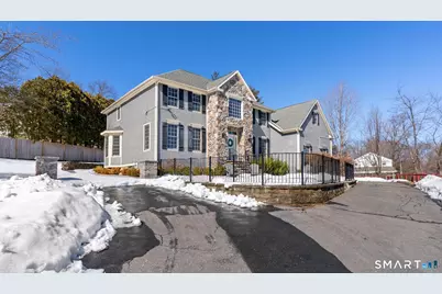 102 Hunter Drive, West Hartford, CT 06107 - Photo 35