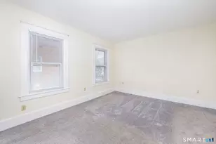41 Walnut St, Enfield, CT 06082 - Photo 15