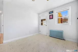 3 E Wood St, Waterford, CT 06385 - Photo 11