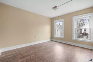 77 3rd St, New Haven, CT 06519 - Photo 9