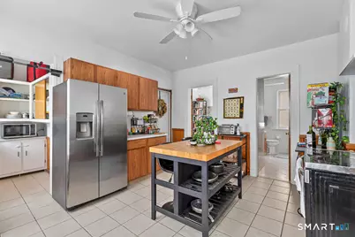 16 Edwards Street, New Haven, CT 06511 - Photo 13