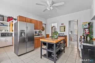 16 Edwards St, New Haven, CT 06511 - Photo 13