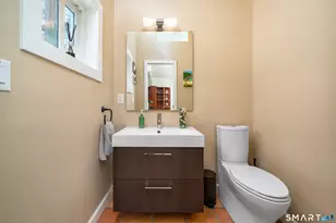 125 Country Club Rd, Avon, CT 06001 - Photo 13