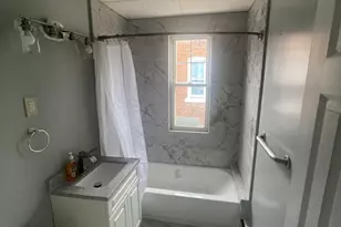 22 Wilcox St, New Britain, CT 06051 - Photo 9