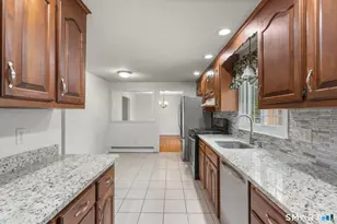 91 Highview Dr, Rocky Hill, CT 06067 - Photo 5