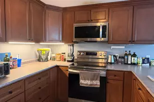 3250 Fairfield Ave, Bridgeport, CT 06605 - Photo 3