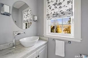 75 Bloomfield Ave, West Hartford, CT 06105 - Photo 17