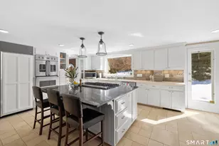 75 Bloomfield Ave, West Hartford, CT 06105 - Photo 13