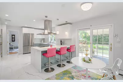 20 Laura Drive, Danbury, CT 06811 - Photo 9