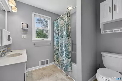 8 High Street, Wallingford, CT 06492 - Photo 25