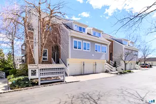 123 Harbor Dr, Stamford, CT 06902 - Photo 3