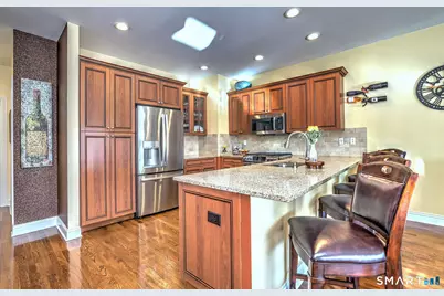 182 Remy Court #182, Shelton, CT 06484 - Photo 11