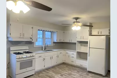 640 Beechmont Avenue, Bridgeport, CT 06606 - Photo 5