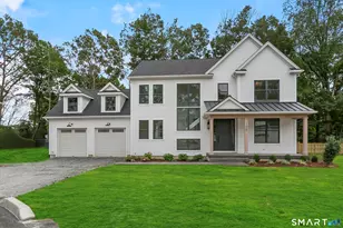 35 Oronoque Hills Rd, Stratford, CT 06614 - Photo 1