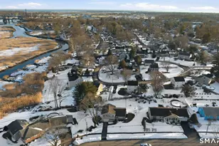 66 Bridgeview Pl, Stratford, CT 06614 - Photo 3