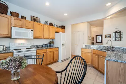 28 Meadowview Court #28, Canton, CT 06019 - Photo 15