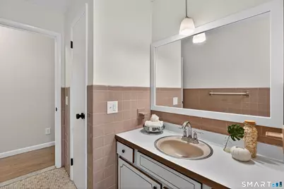 213 Seaside Avenue, Milford, CT 06460 - Photo 13