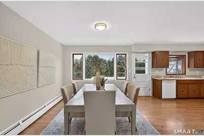 213 Seaside Avenue, Milford, CT 06460 - Photo 5