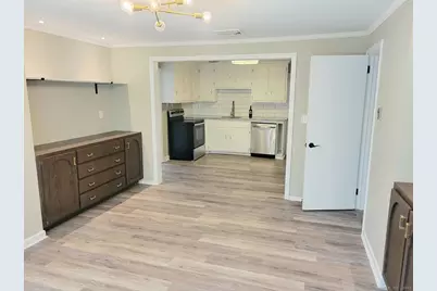 101 Haynes Road, West Hartford, CT 06117 - Photo 9