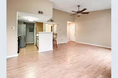 31 High Street #APT 11304, East Hartford, CT 06118 - Photo 3