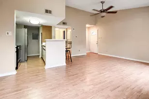 31 High St, East Hartford, CT 06118 - Photo 3