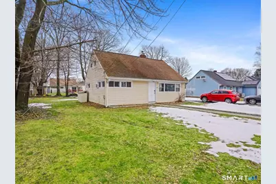 69 Seaver Circle, Bridgeport, CT 06606 - Photo 3