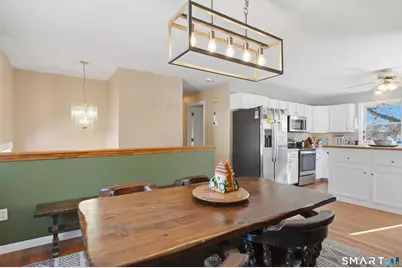 17 Vine Street, Putnam, CT 06260 - Photo 7