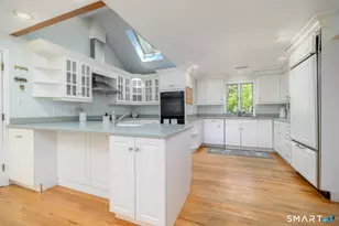 232 Silver Hill Ln, Stamford, CT 06905 - Photo 9
