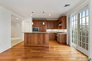 85 Memorial Rd, West Hartford, CT 06107 - Photo 3