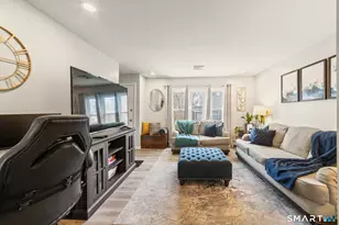 185 Bluebird Dr, Naugatuck, CT 06770 - Photo 5