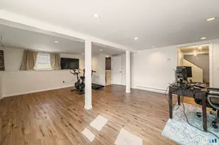 185 Bluebird Dr, Naugatuck, CT 06770 - Photo 21