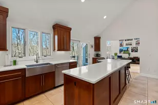 19 Mine Hill Rd, Redding, CT 06896 - Photo 9