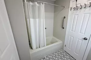 43 Southwind Ln, Milford, CT 06460 - Photo 19