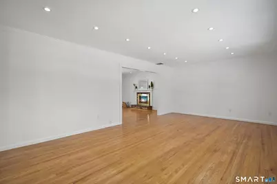 39 McIntosh Road, Stamford, CT 06903 - Photo 15