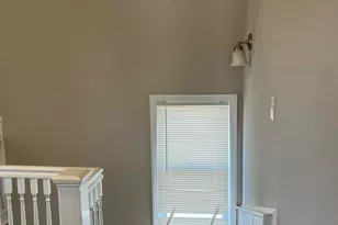 162 Sheridan St, Bridgeport, CT 06610 - Photo 9