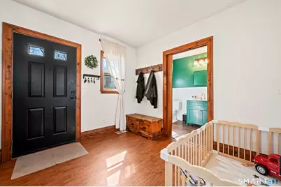 18 Oak Street, Plymouth, CT 06786 - Photo 19