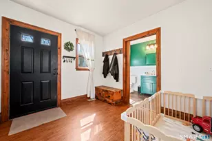 18 Oak St, Plymouth, CT 06786 - Photo 19