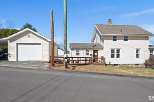 18 Oak St, Plymouth, CT 06786 - Photo 37