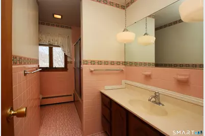 20 Smoke Hill Drive, New Fairfield, CT 06812 - Photo 21