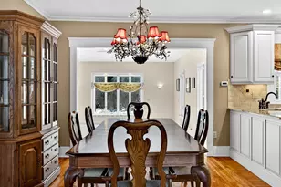 52 Stuyvesant Ave, New Haven, CT 06512 - Photo 3